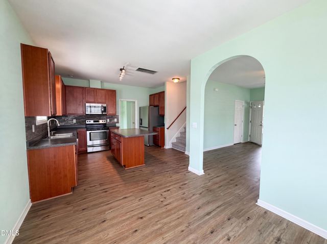1305 Silver Drive, Mebane, NC 27302