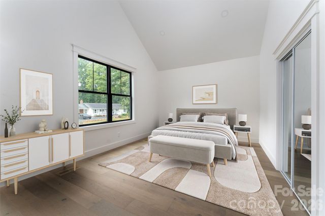 808 Maybank Drive, Hendersonville, NC 28739