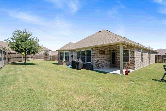 2711 Ash Avenue, Melissa, TX 75454