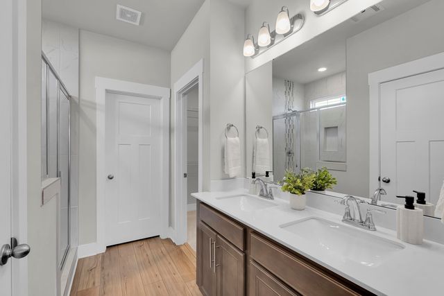 565 Fenwick Drive, Woodruff, SC 29388