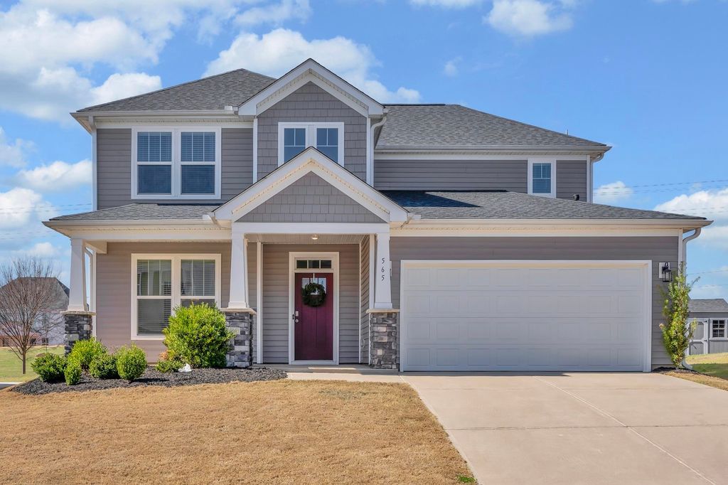 565 Fenwick Drive, Woodruff, SC 29388