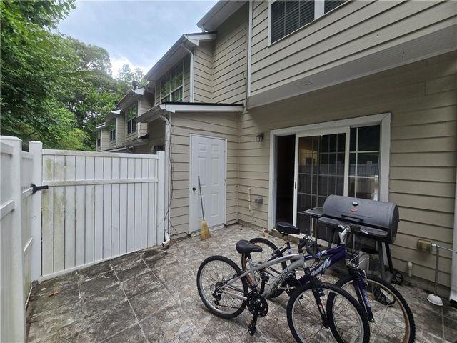 3222 Hidden Cove Circle, Peachtree Corners, GA 30092