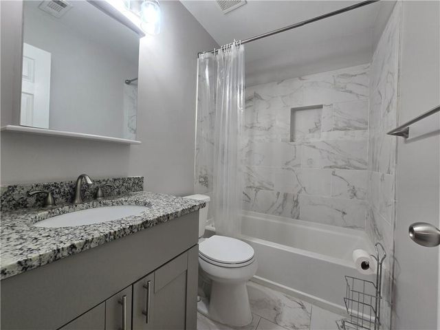 3222 Hidden Cove Circle, Peachtree Corners, GA 30092