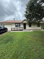 1424 N Estate, Peck, KS 67120