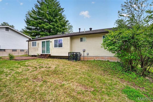 6349 Honey Bee Court, Florissant, MO 63033
