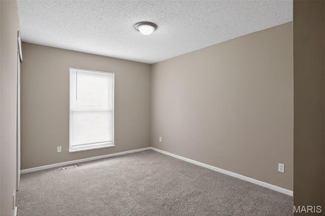6349 Honey Bee Court, Florissant, MO 63033
