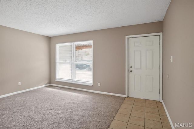 6349 Honey Bee Court, Florissant, MO 63033