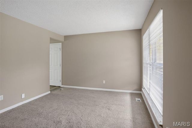 6349 Honey Bee Court, Florissant, MO 63033