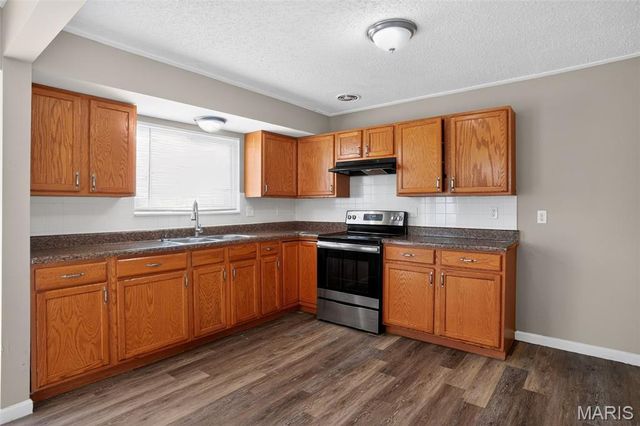 6349 Honey Bee Court, Florissant, MO 63033