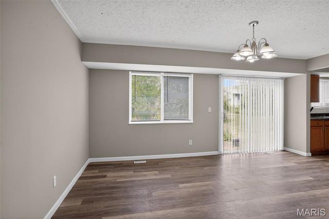 6349 Honey Bee Court, Florissant, MO 63033