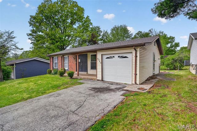 6349 Honey Bee Court, Florissant, MO 63033