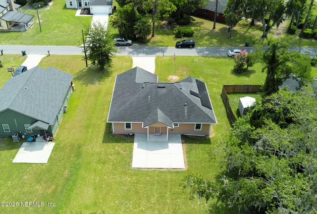 236 S 7TH Street, Macclenny, FL 32063