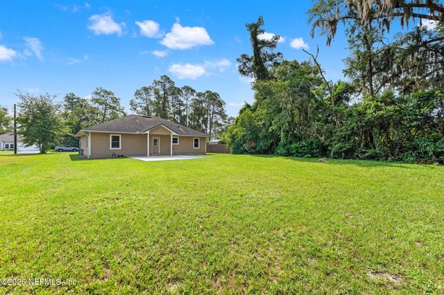 236 S 7TH Street, Macclenny, FL 32063