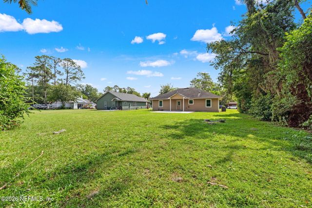 236 S 7TH Street, Macclenny, FL 32063