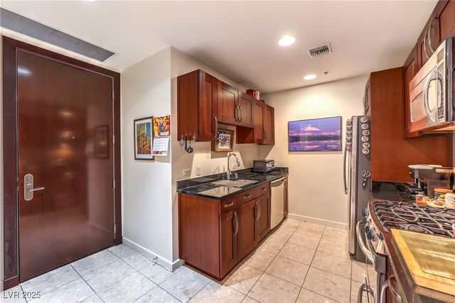 4525 Dean Martin Drive 802, Las Vegas, NV 89103