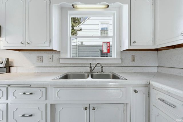 4430 Buell Drive, Fort Wayne, IN 46807