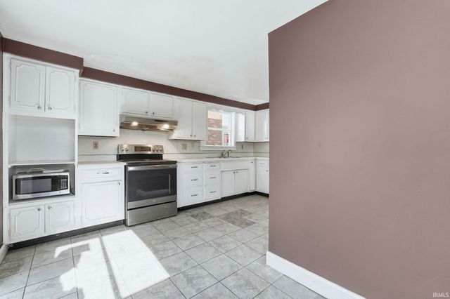 4430 Buell Drive, Fort Wayne, IN 46807