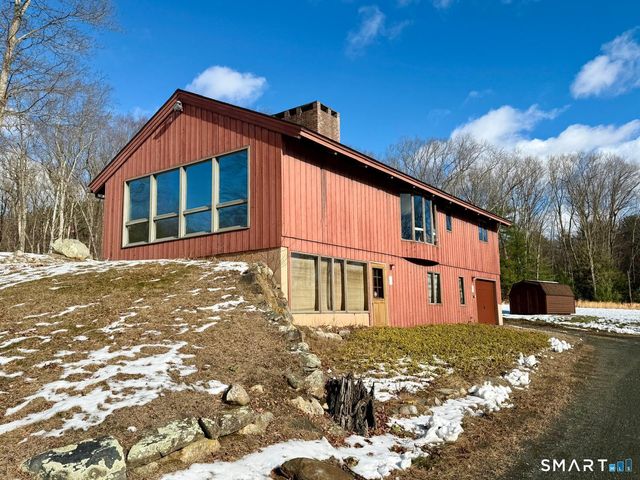 9 Dara Lane, Granby, CT 06060