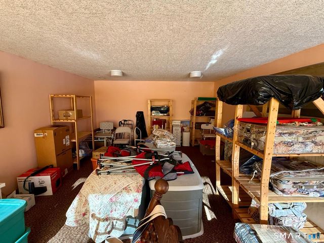 9 Dara Lane, Granby, CT 06060