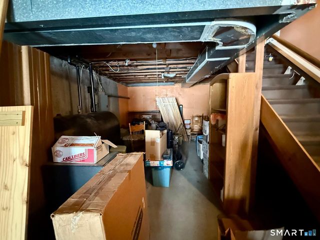 9 Dara Lane, Granby, CT 06060