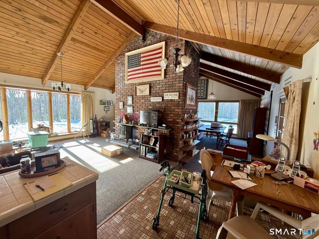 9 Dara Lane, Granby, CT 06060