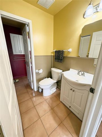 6752 DENNISON AVENUE, North Port, FL 34287