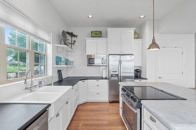 650 Dove Island, Livingston, TX 77351