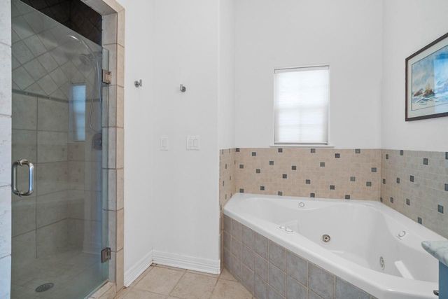 650 Dove Island, Livingston, TX 77351