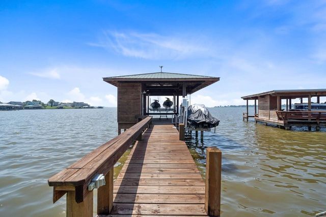 650 Dove Island, Livingston, TX 77351