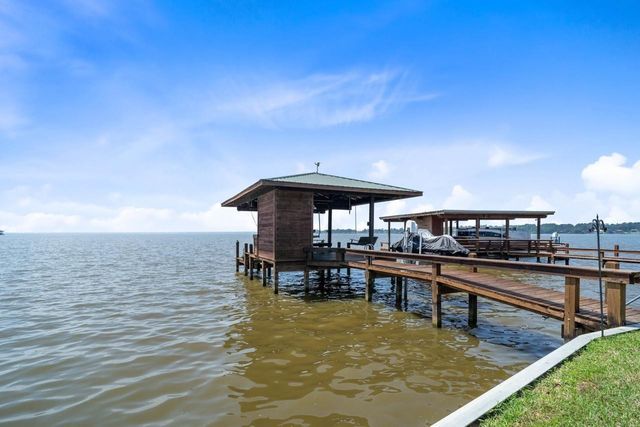 650 Dove Island, Livingston, TX 77351