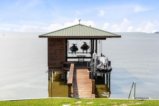 650 Dove Island, Livingston, TX 77351