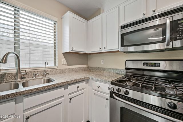 8775 W ADAM Avenue, Peoria, AZ 85382