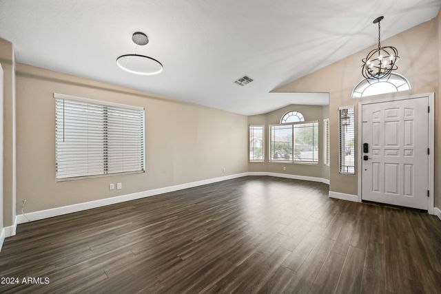 8775 W ADAM Avenue, Peoria, AZ 85382