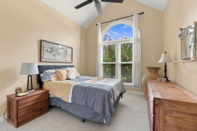 8207 Poplar Creek Rd, Nashville, TN 37221
