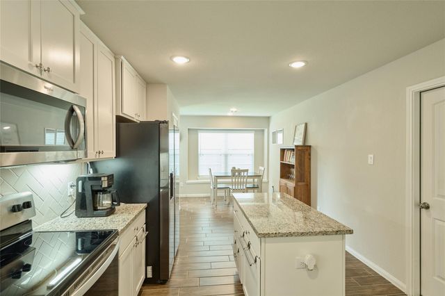 4234 Windswept Drive, Montgomery, TX 77356