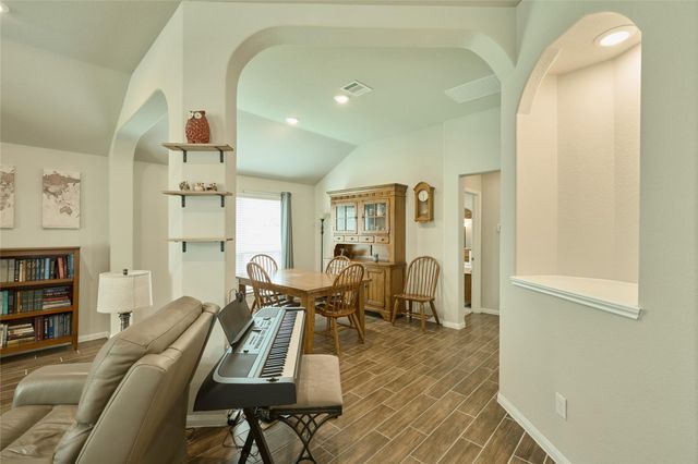 4234 Windswept Drive, Montgomery, TX 77356