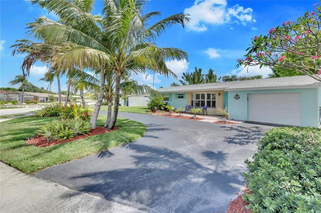 222 SE 11th Ct, Deerfield Beach, FL 33441