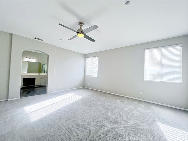 6968 Julian, Fontana, CA 92336