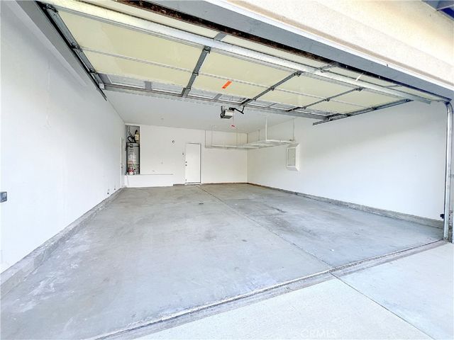 6968 Julian, Fontana, CA 92336