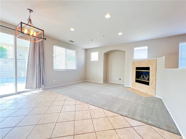6968 Julian, Fontana, CA 92336