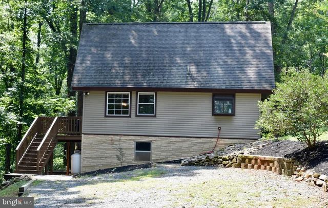 221 S HONEYSUCKLE LN, Madison, VA 22727