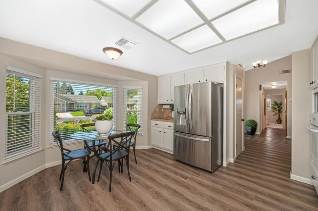 1436 Vista Creek Dr, Roseville, CA 95661