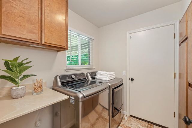 1436 Vista Creek Dr, Roseville, CA 95661