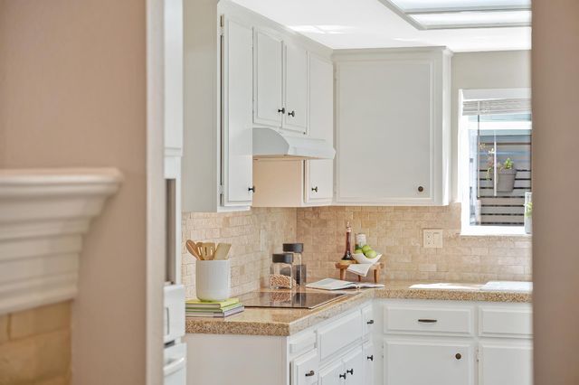 1436 Vista Creek Dr, Roseville, CA 95661