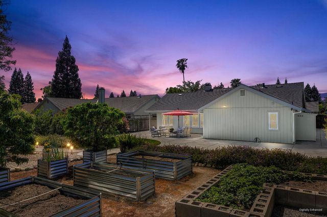 1436 Vista Creek Dr, Roseville, CA 95661