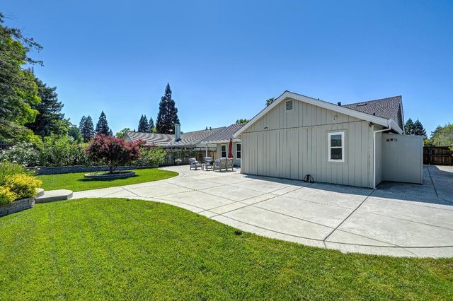 1436 Vista Creek Dr, Roseville, CA 95661