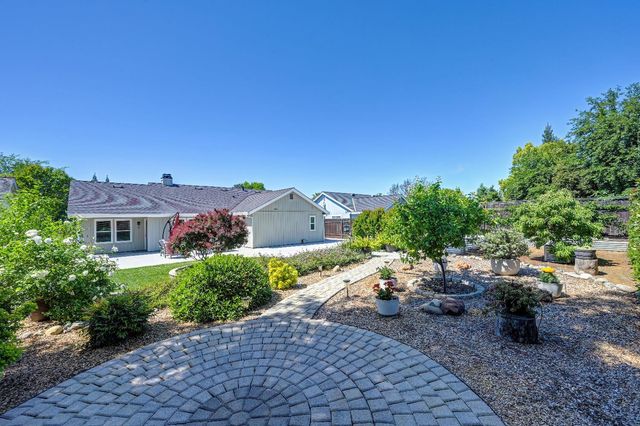 1436 Vista Creek Dr, Roseville, CA 95661