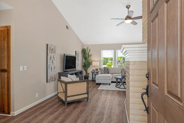 1436 Vista Creek Dr, Roseville, CA 95661