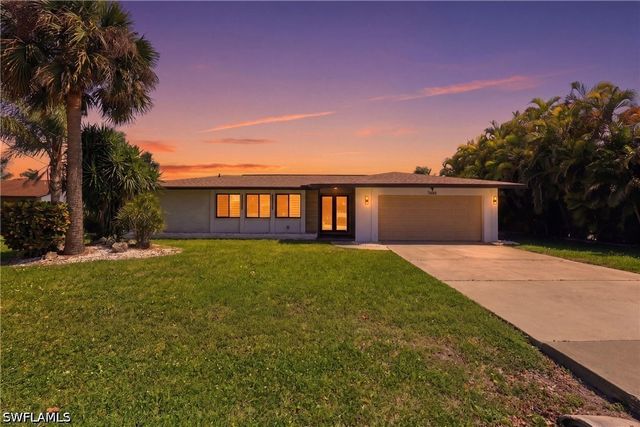 1606 SE 28th ST, Cape Coral, FL 33904