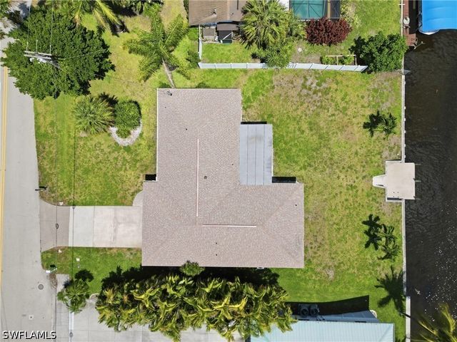 1606 SE 28th ST, Cape Coral, FL 33904